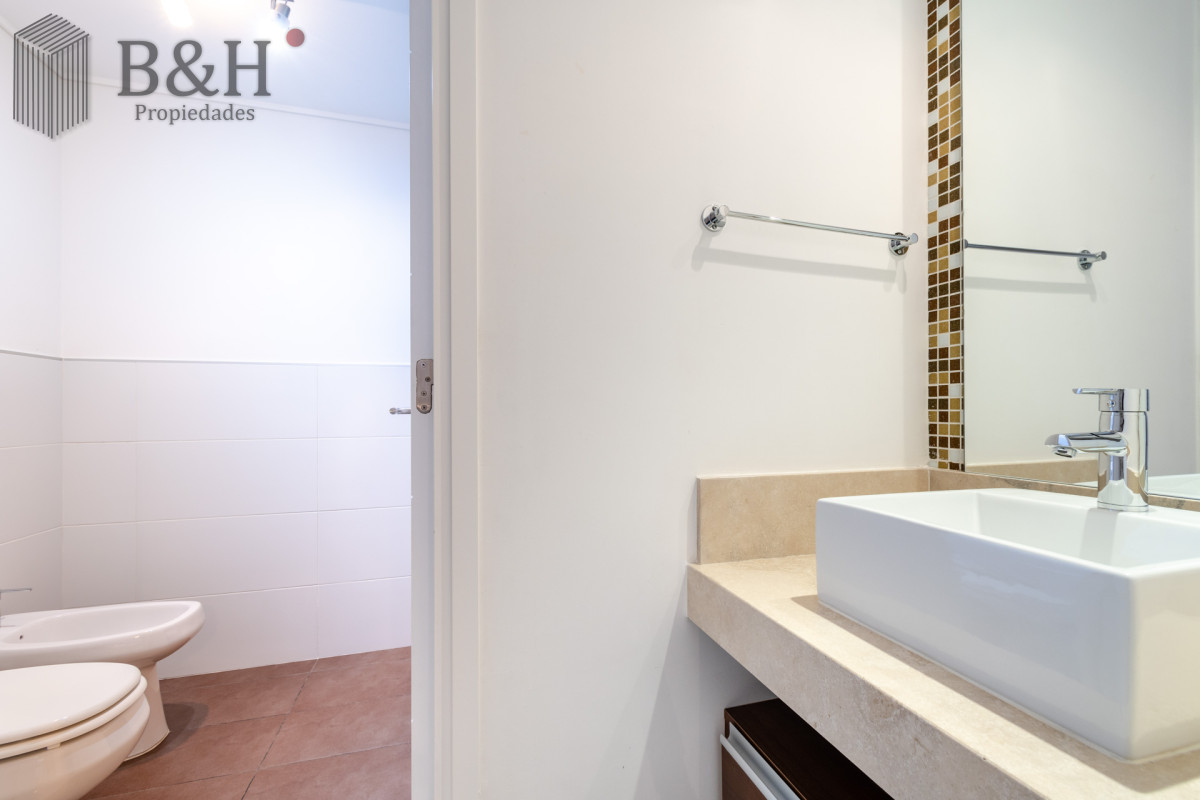 Apartamento ID.3561 - Apartamento de 2 Dormitorios y Medio en Forest Tower - Punta del Este