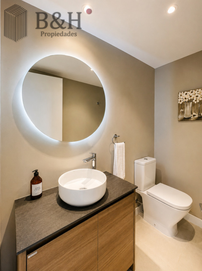 Apartamento ID.927 - Alquiler temporario de fabuloso departamento de dos dormitorios en Torre Venetian sobre Playa Mansa
