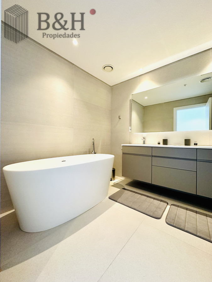 Apartamento ID.4673 - Apartamento a estrenar en el lujoso LE PARC IV de 3 dormitorios, Playa Brava