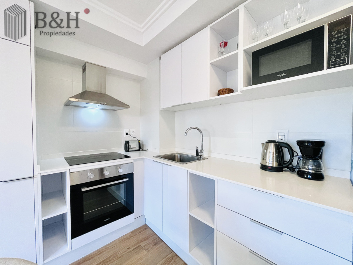 Apartamento ID.6886 - Departamento de 1 Dormitorio en Alquiler Anual, torre nueva con variedad de amenities sobre Roosevelt, Punta del Este 