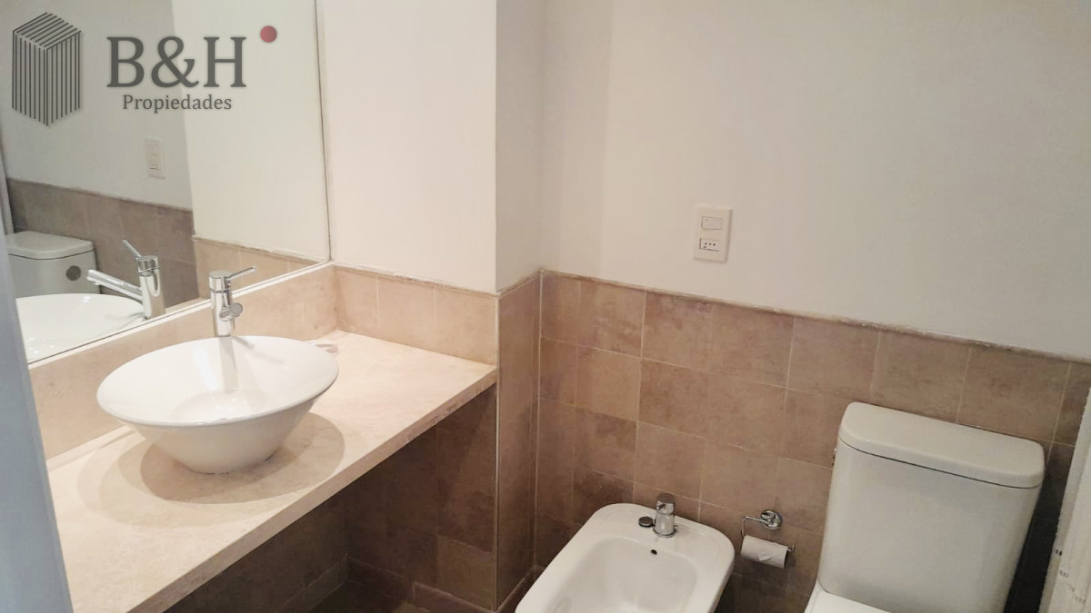 Apartamento ID.6894 - Venta de apartamento de dos dormitorios con dos baños en maravilloso complejo de Punta Ballena 
