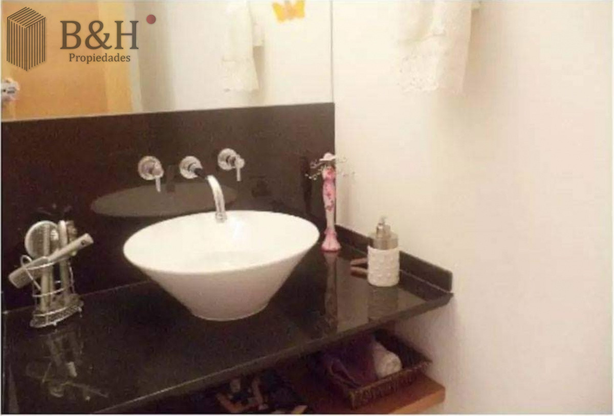 Apartamento ID.7071 - Venta y alquiler temporario de apartamento de dos dormitorios en playa Mansa, Punta del Este