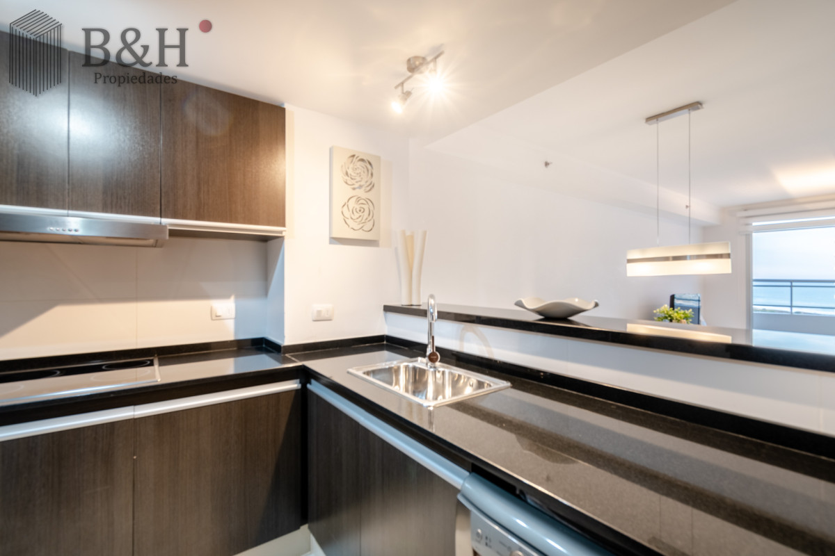 Apartamento ID.3561 - Apartamento de 2 Dormitorios y Medio en Forest Tower - Punta del Este