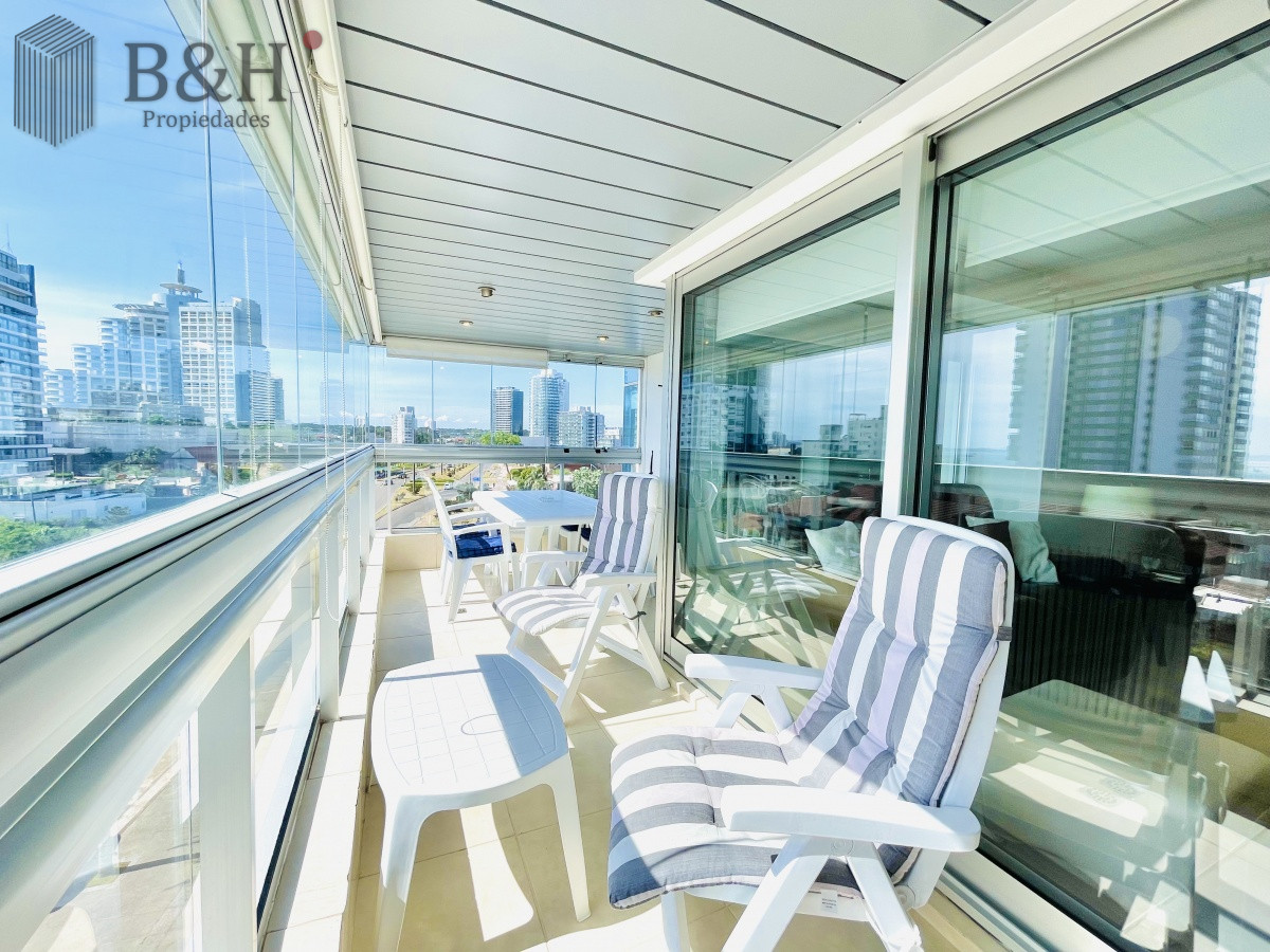 Apartamento ID.5267 - Apartamento de 2 Dormitorios y Parrillero a Pocos Metros de Playa Mansa