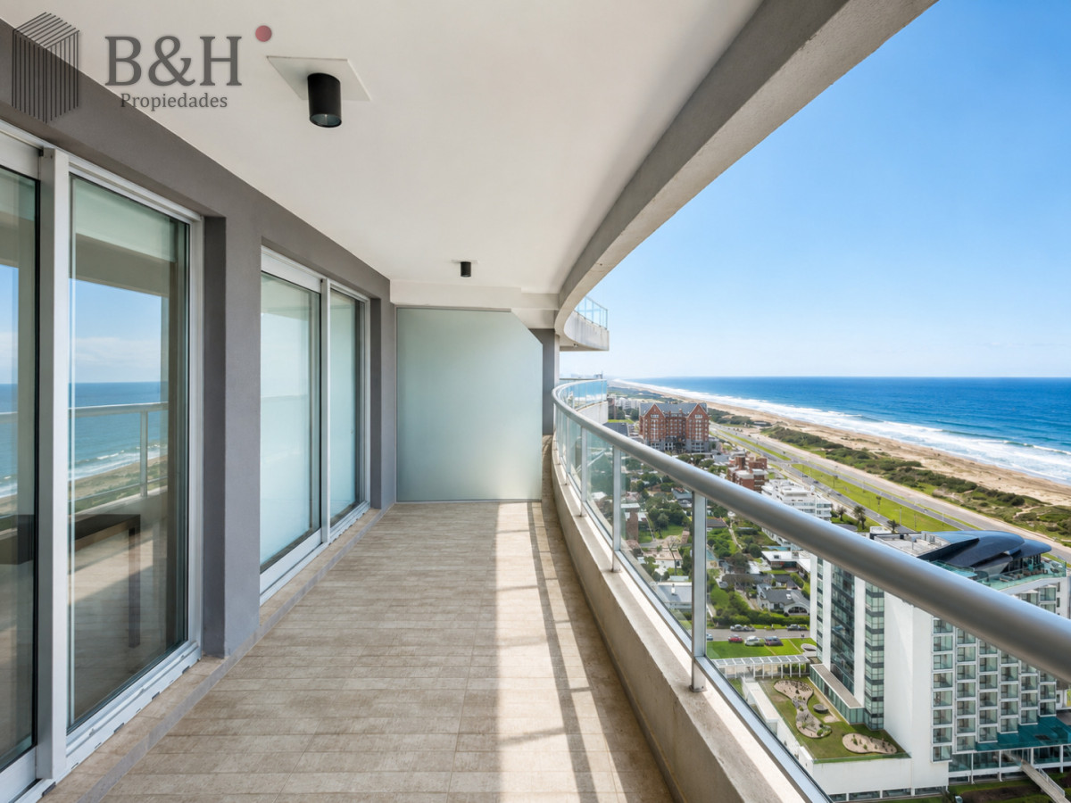 Apartamento ID.6032 - Alquiler temporal de apartamento de 2 dormitorios con parrillero en Playa Brava