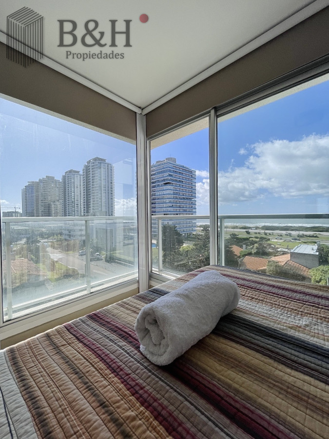 Apartamento ID.6038 - Apartamento de 2 Dormitorios a Pocos Metros de Playa Brava, Punta del Este