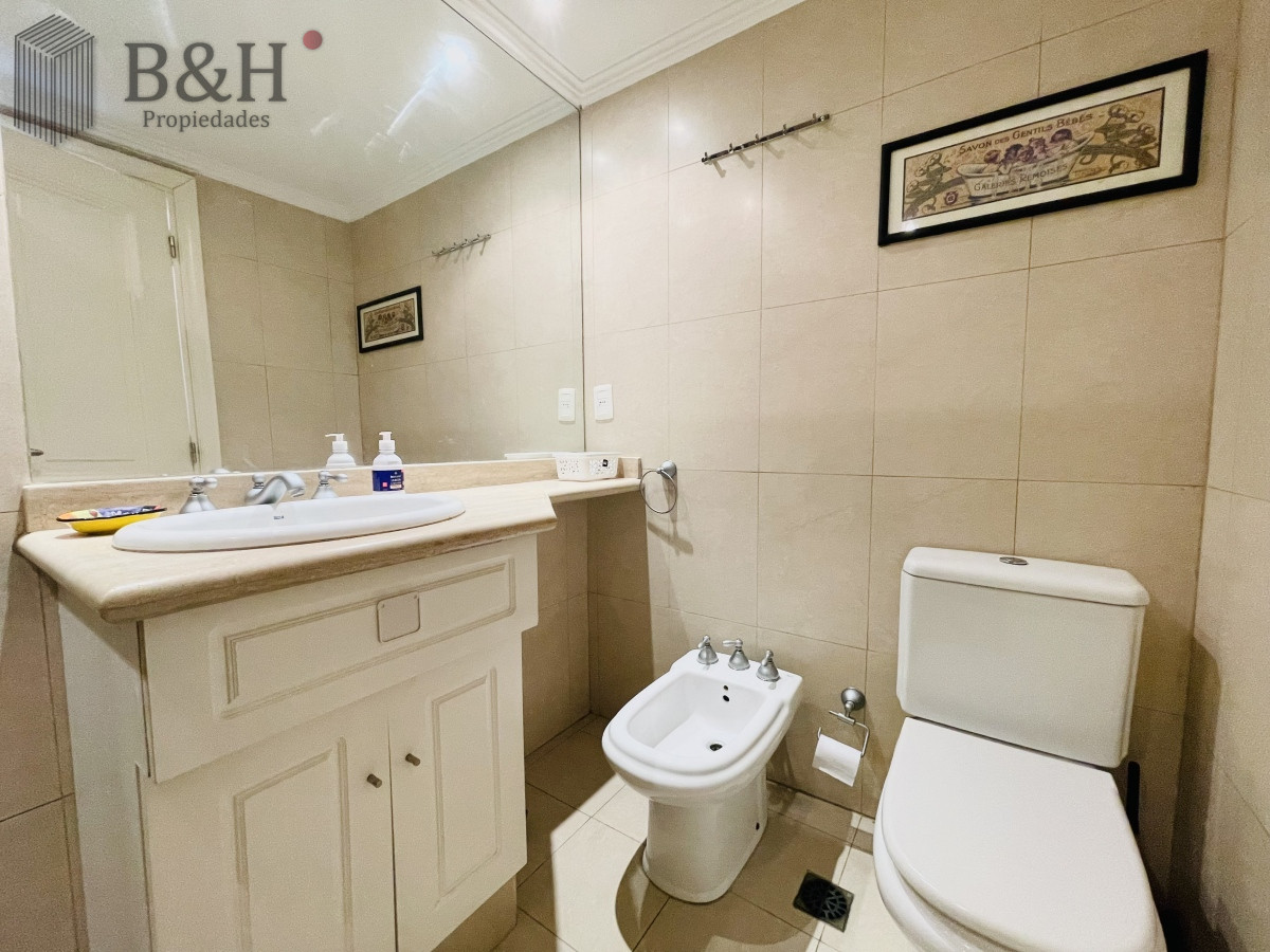 Apartamento ID.165 - Apartamento de 2 Dormitorios en Aidy Grill a Pocos Metros de Playa Brava - Venta