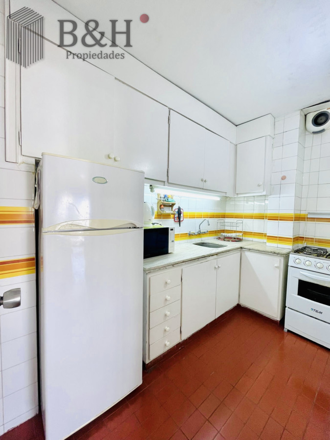 Apartamento ID.425 - Apartamento de 2 Dormitorios en Aidy Grill a Pocos Metros de Playa Brava - Venta