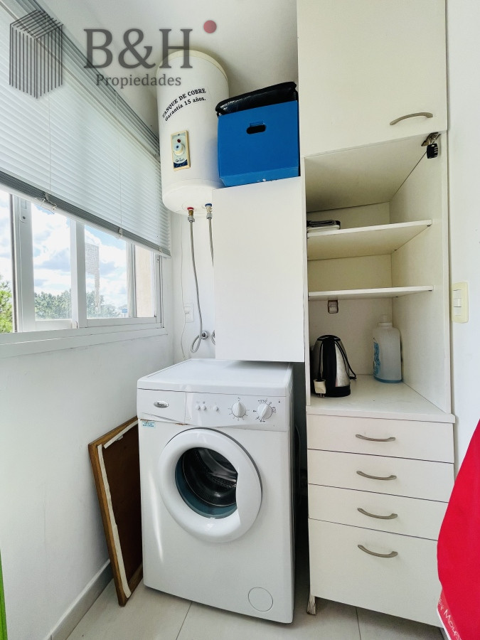 Apartamento ID.165 - Apartamento de 2 Dormitorios en Aidy Grill a Pocos Metros de Playa Brava - Venta