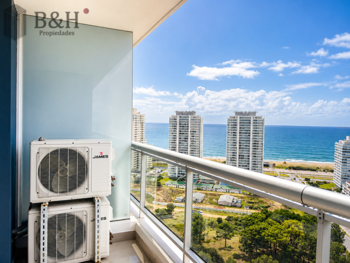 Apartamento ID.6895 - Alquiler temporario y venta de apartamento Penthouse en torre One, Playa Brava
