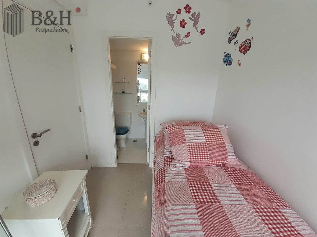 Apartamento ID.855 - Alquiler temporal de apartamento esquinero en Torre Le Parc II, Playa Brava