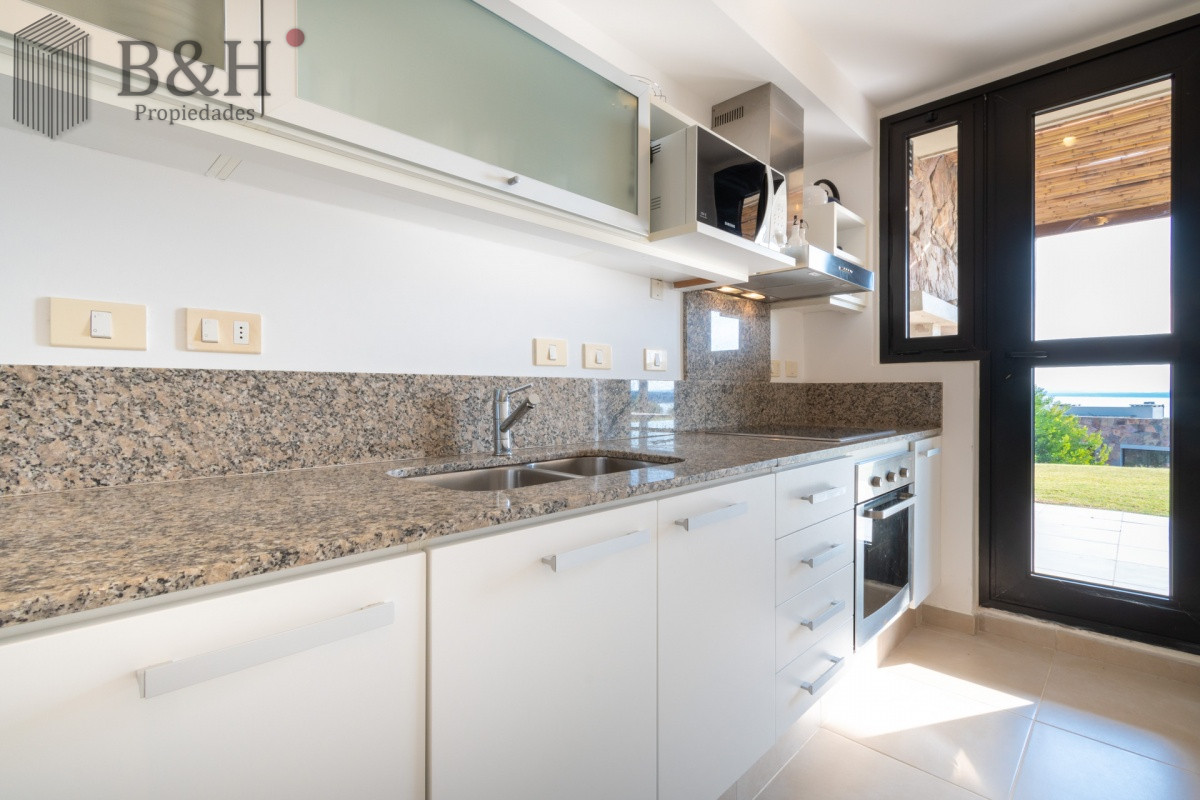 Apartamento ID.1790 - Venta y alquiler temporario de apartamento amplio de un dormitorios en Punta Ballena