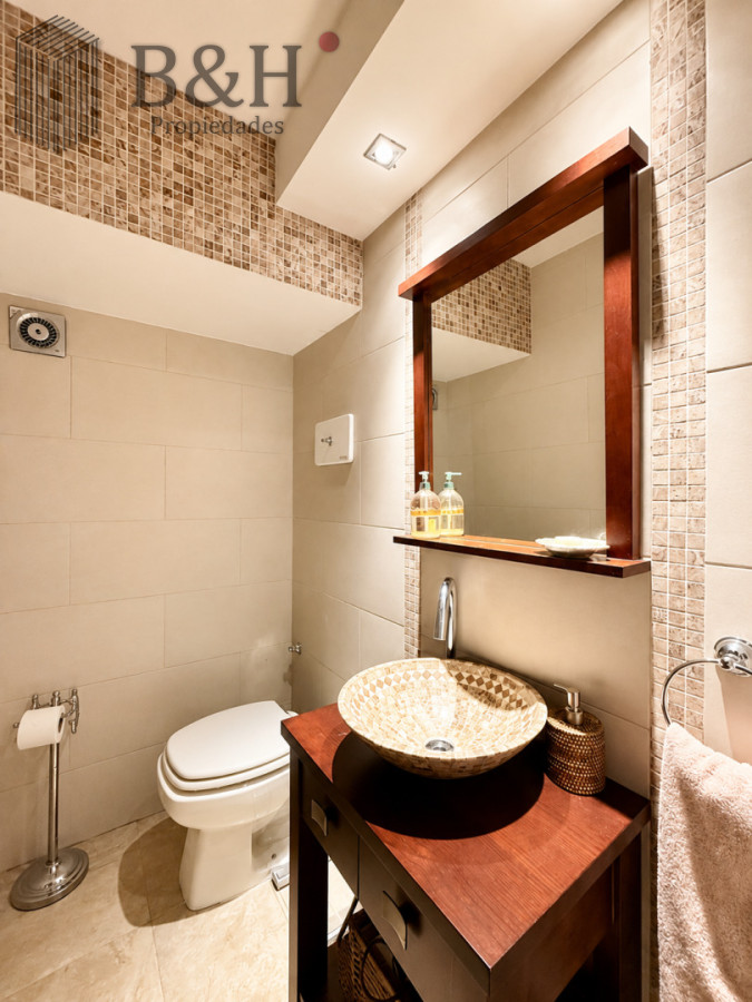 Apartamento ID.7163 - Apartamento en venta playa Mansa de 4 dormitorios y amplia terraza con parrillero propio 