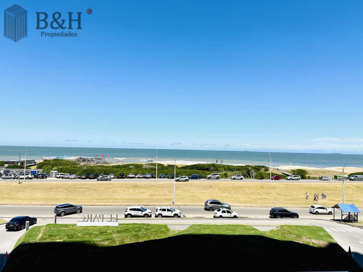 Apartamento ID.4673 - Apartamento a estrenar en el lujoso LE PARC IV de 3 dormitorios, Playa Brava
