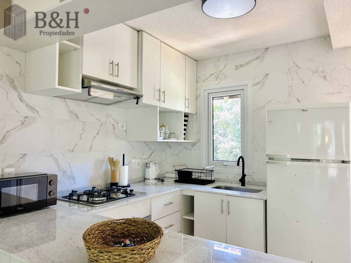 Apartamento ID.6829 - Alquiler anual o invernal de apartamento dúplex con parrillero propio en Rincón del Indio