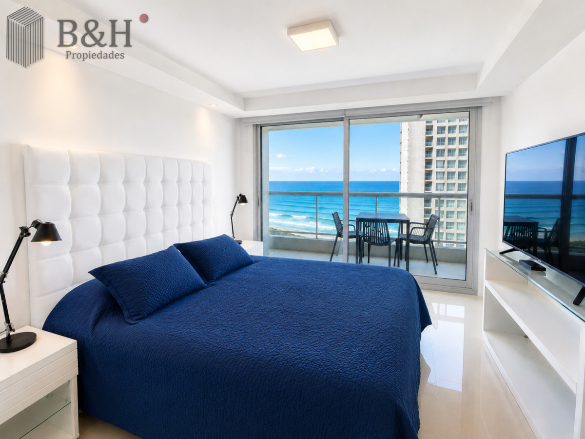 Apartamento ID.6032 - Alquiler temporal de apartamento de 2 dormitorios con parrillero en Playa Brava