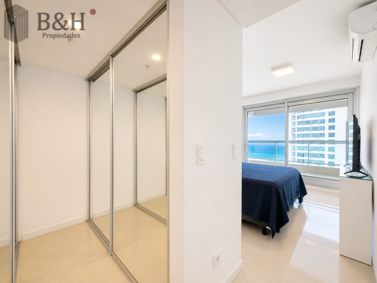 Apartamento ID.6032 - Alquiler temporal de apartamento de 2 dormitorios con parrillero en Playa Brava