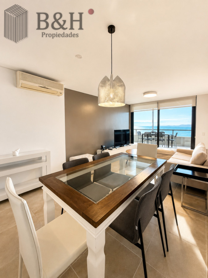 Apartamento ID.7943 - Venta de apartamento de 2 Dormitorios con Parrillero y Vistas al Mar, Punta Ballena 