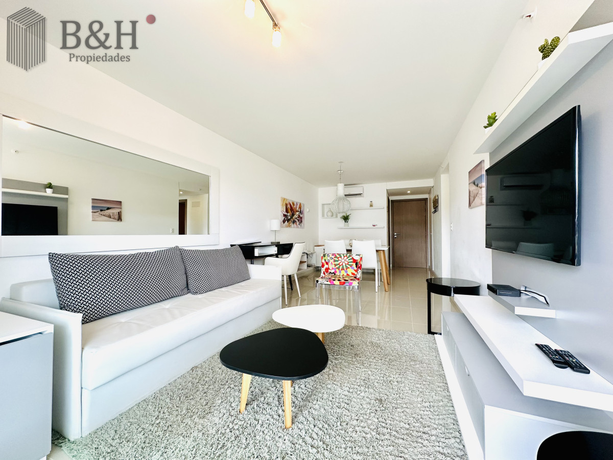 Apartamento ID.3974 - Apartamento de 1 Dormitorio en playa Brava, Punta del Este