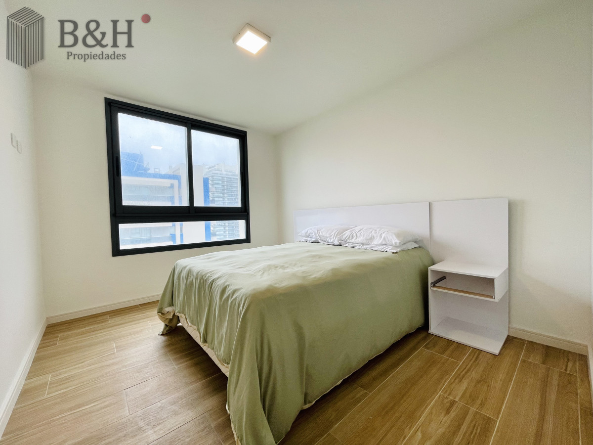 Apartamento ID.4542 - Moderno Apartamento de 2 Dormitorios en Playa Brava, Punta del Este