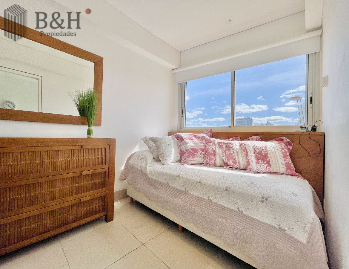 Apartamento ID.466 - Alquiler temporario de departamento premiun de tres dormitorios mas dependencia de servicio, Playa Brava