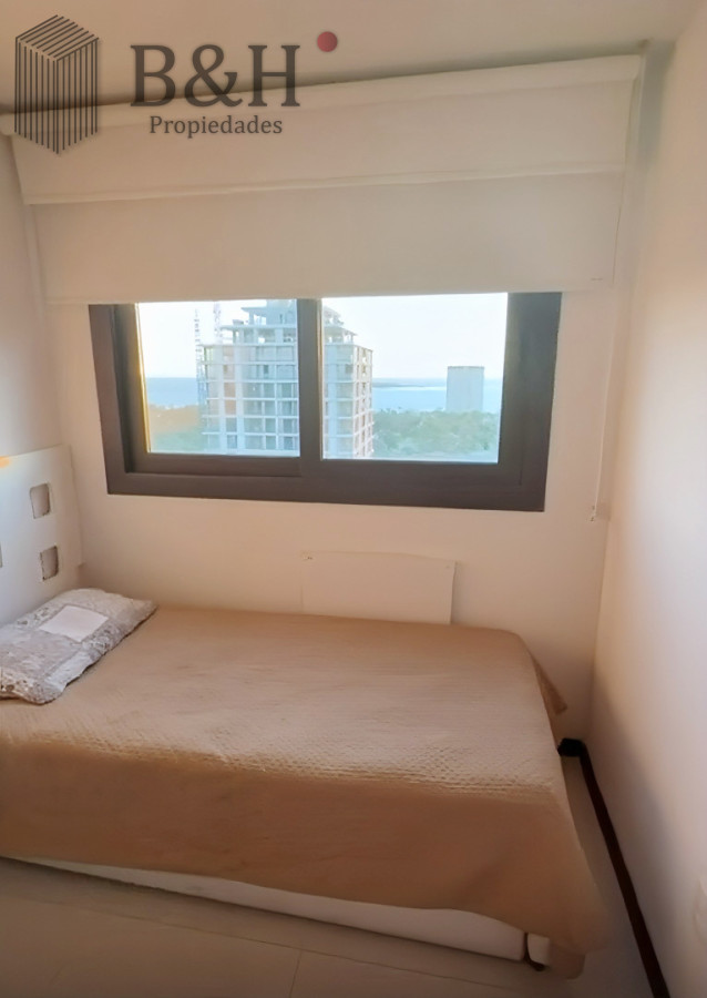 Apartamento ID.6935 - Apartamento moderno de 2 Dormitorios en Alquiler Anual sobre Roosevelt Punta del Este