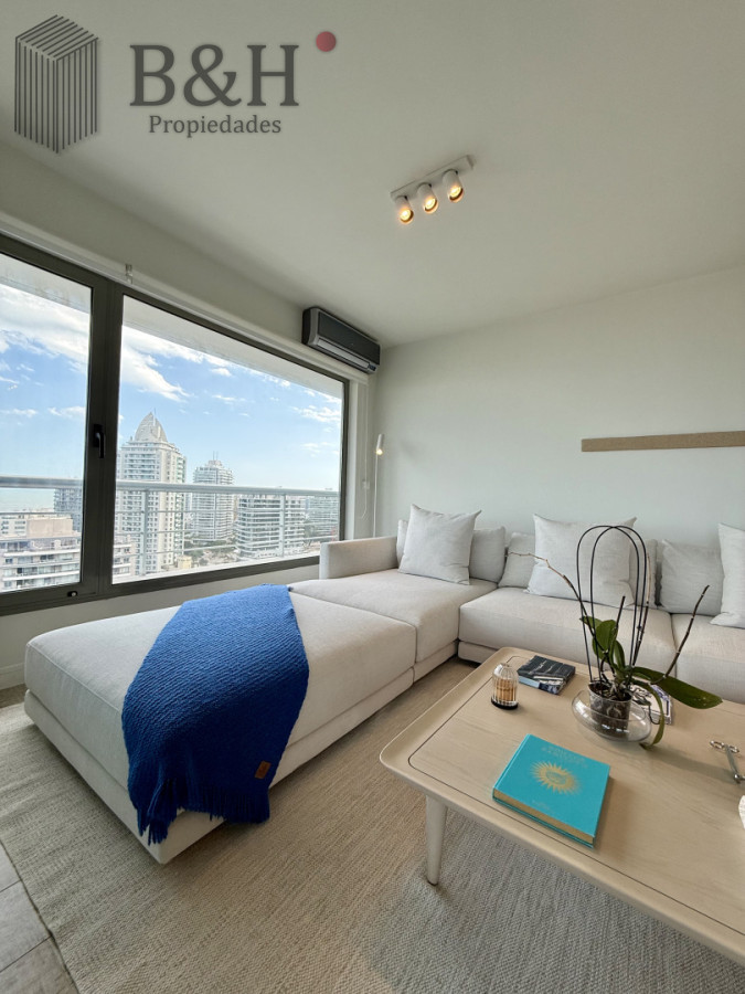 Apartamento ID.6402 - Apartamento Penthouse finamente decorado de 3 dormitorios con parrillero propio en alquiler temporario, Roosevelt Brava, Punta del Este