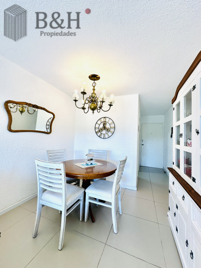 Apartamento ID.3708 - Apartamento en alquiler de 2 dormitorios con 2 baños sobre Roosevelt, Punta del Este