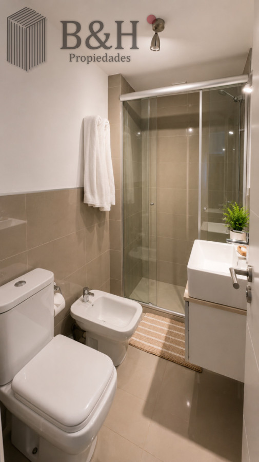 Apartamento ID.7480 - Apartamento de 3 Dormitorios en Primera Línea del Mar, Playa Brava Punta del Este