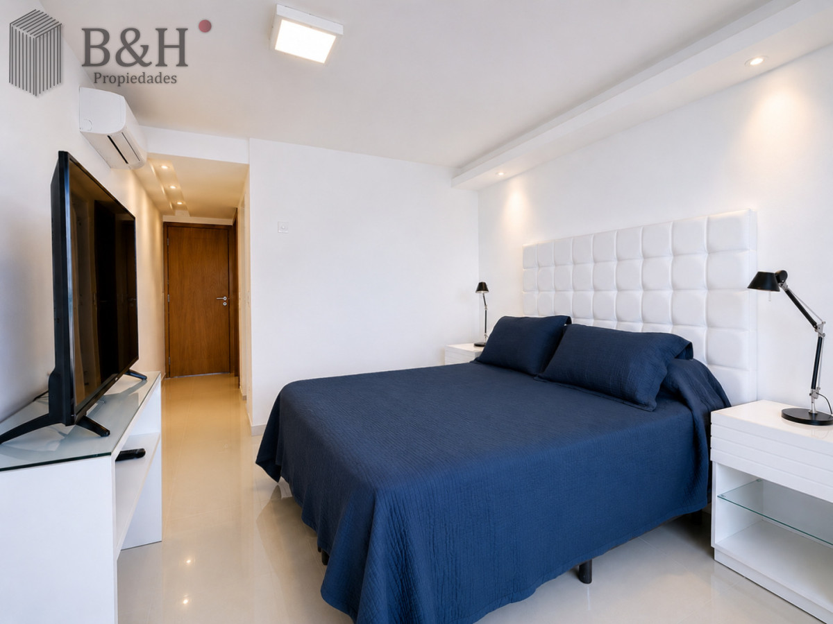 Apartamento ID.6032 - Alquiler temporal de apartamento de 2 dormitorios con parrillero en Playa Brava