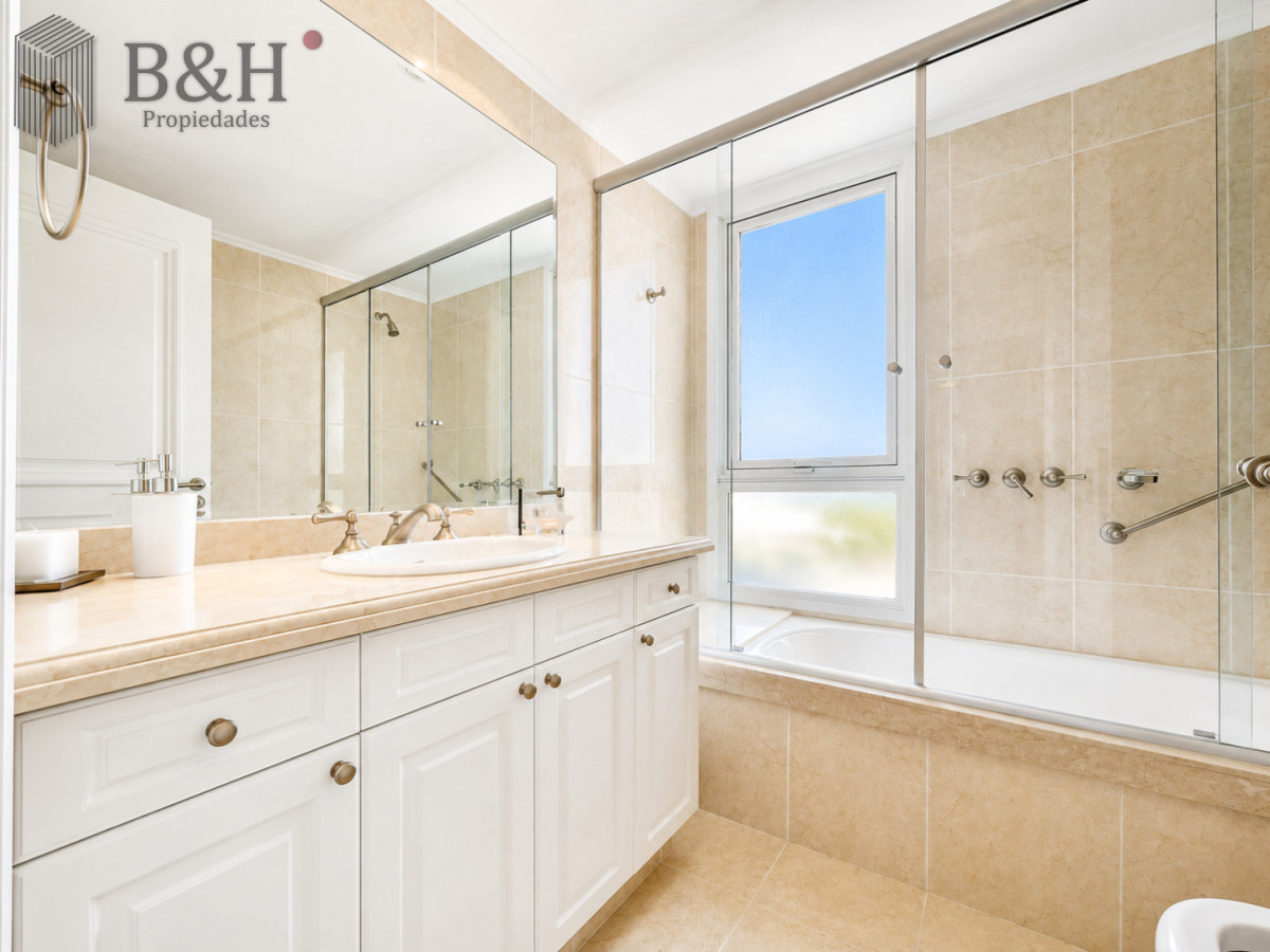 Apartamento ID.1397 - Alquiler temporario de excelente apartamento en torre Le Jardin de Playa Mansa, Punta del Este