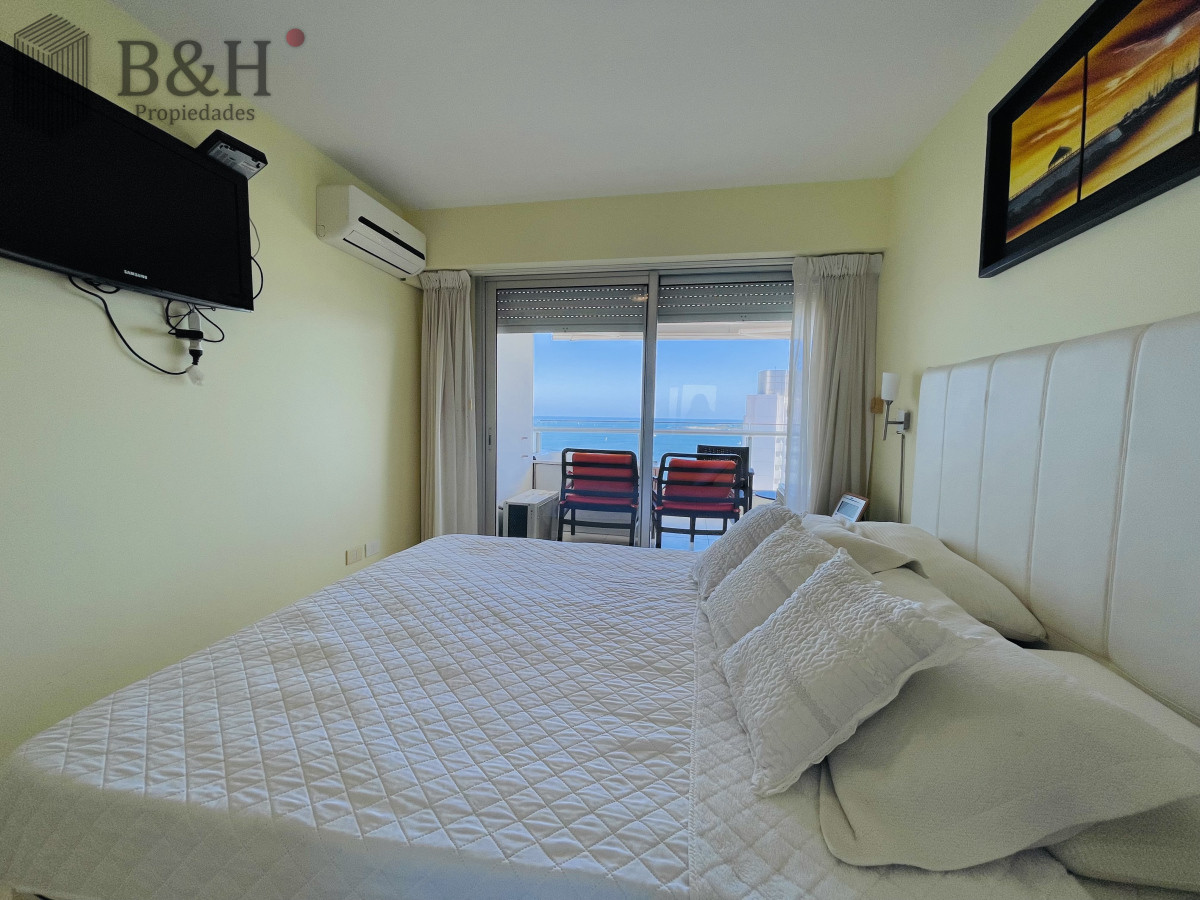 Apartamento ID.4492 - Excelente Apartamento de 2 Dormitorios con Vista al Mar, Playa Mansa
