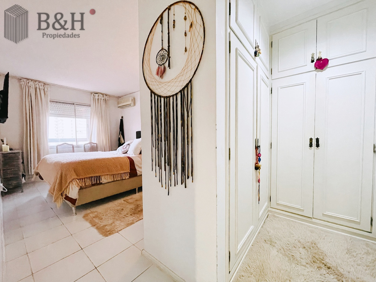 Apartamento ID.3220 - Excelente Apartamento de 2 Dormitorios Frente a Los Dedos, Playa Brava Punta del Este