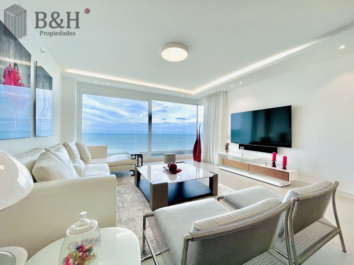 Apartamento ID.2301 - Venta Espectacular Apartamento Frente al Mar, 3 Dormitorios, Le Parc Punta del Este