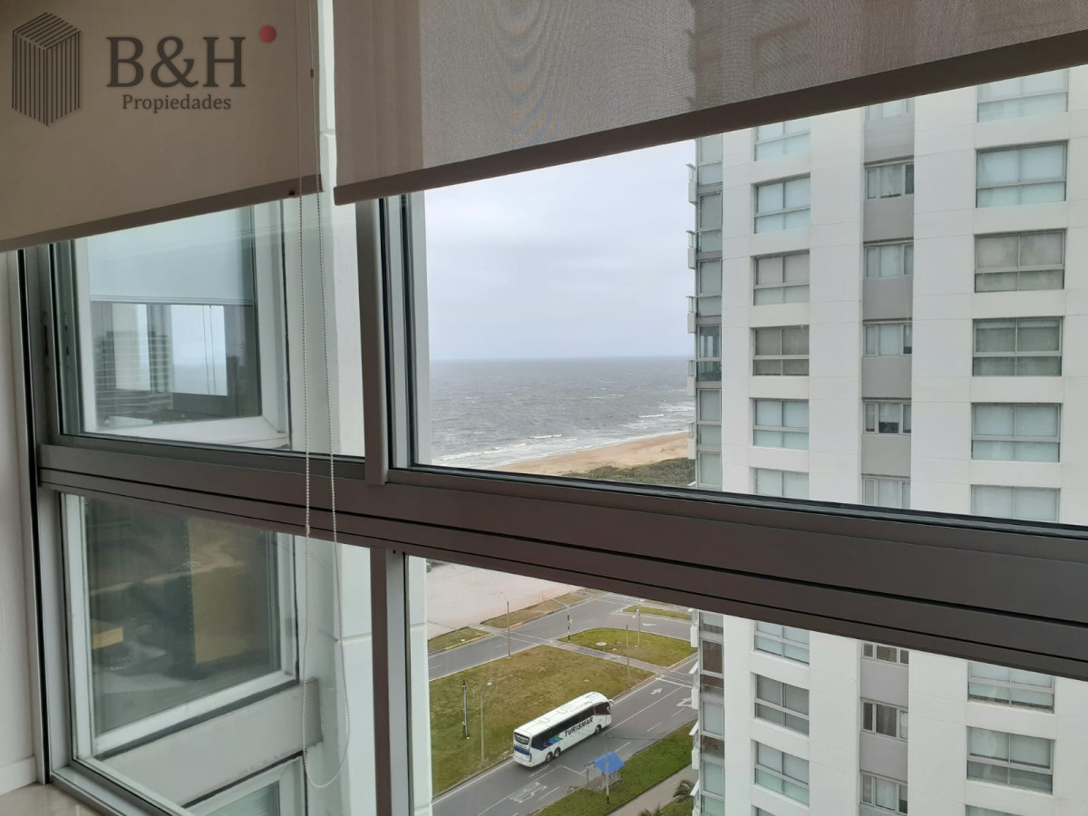 Apartamento ID.855 - Alquiler temporal de apartamento esquinero en Torre Le Parc II, Playa Brava