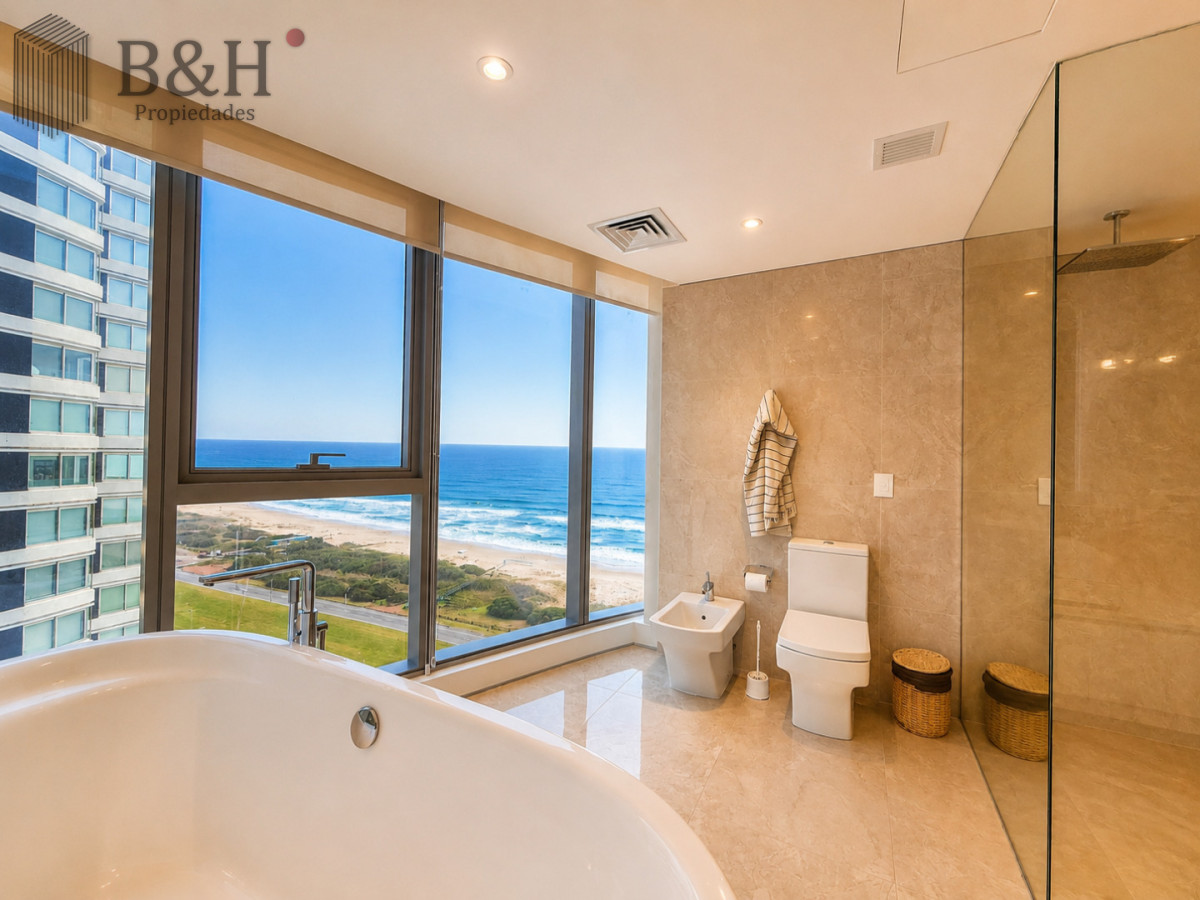 Apartamento ID.7698 - Espectacular Apartamento 3 Dormitorios y Dependencia, Trump Tower, Punta del Este, Brava