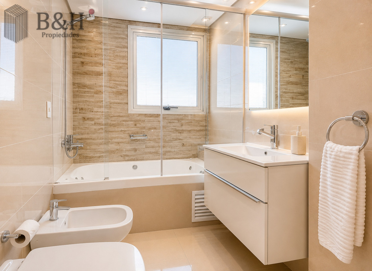 Apartamento ID.7925 - Moderno Apartamento de 3 Dormitorios con Parrillero propio y Dependencia, Playa Brava Punta del Este