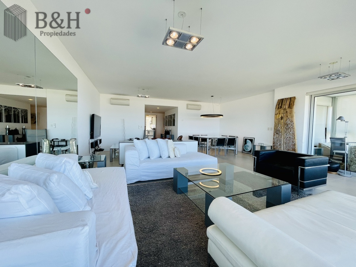 Brava - GoPunta - Portal Inmobiliario de Punta del Este - Maldonado