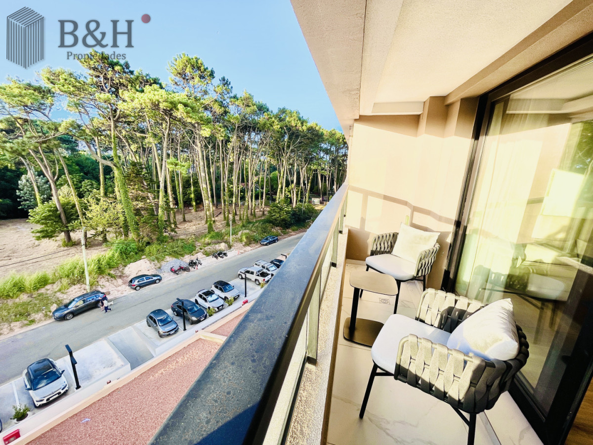 Apartamento ID.6886 - Departamento de 1 Dormitorio en Alquiler Anual, torre nueva con variedad de amenities sobre Roosevelt, Punta del Este 