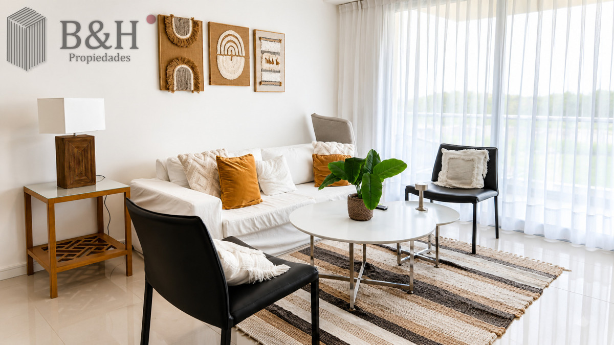 Apartamento ID.7480 - Apartamento de 3 Dormitorios en Primera Línea del Mar, Playa Brava Punta del Este