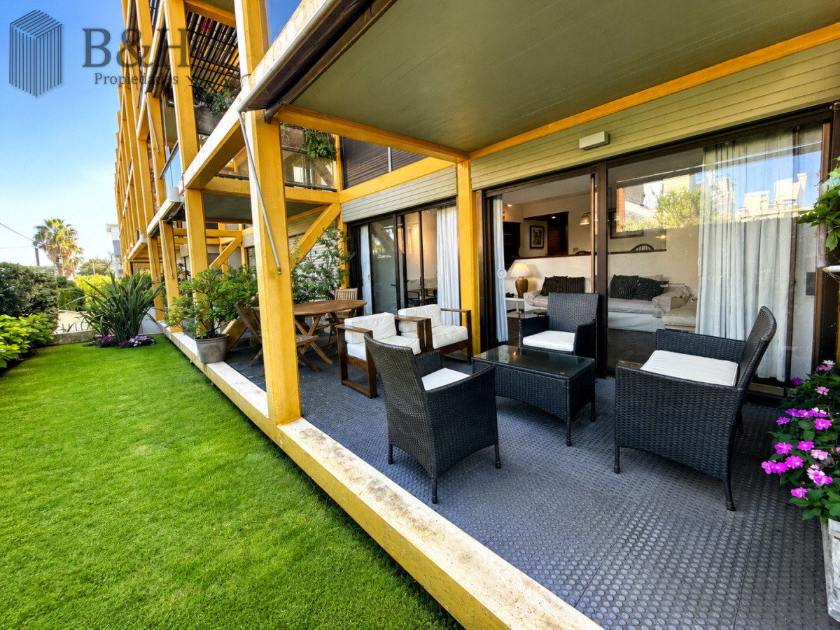 Apartamento ID.6932 - Apartamento en venta con alma de casa. Zona Península Punta del Este