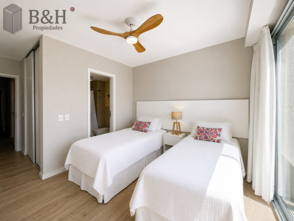 Apartamento ID.8125 - Moderno Apartamento de 3 Dormitorios en Primera Línea del Mar. Blue Marine, Playa Brava Punta del Este