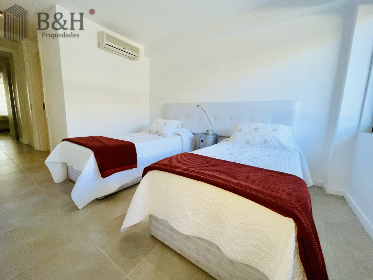 Apartamento ID.5184 - Apartamento de 2 Dormitorios con Vista al Mar y Parrillero en Quartier Punta Ballena