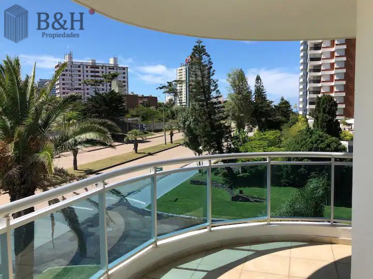Aidy Grill - GoPunta - Portal Inmobiliario de Punta del Este - Maldonado