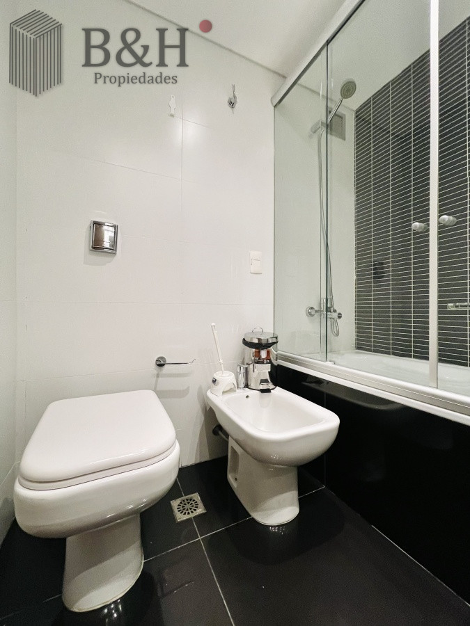 Apartamento ID.426 - Apartamento de 2 Dormitorios y Parrillero con Vista al Mar en Playa Brava, Look Tower
