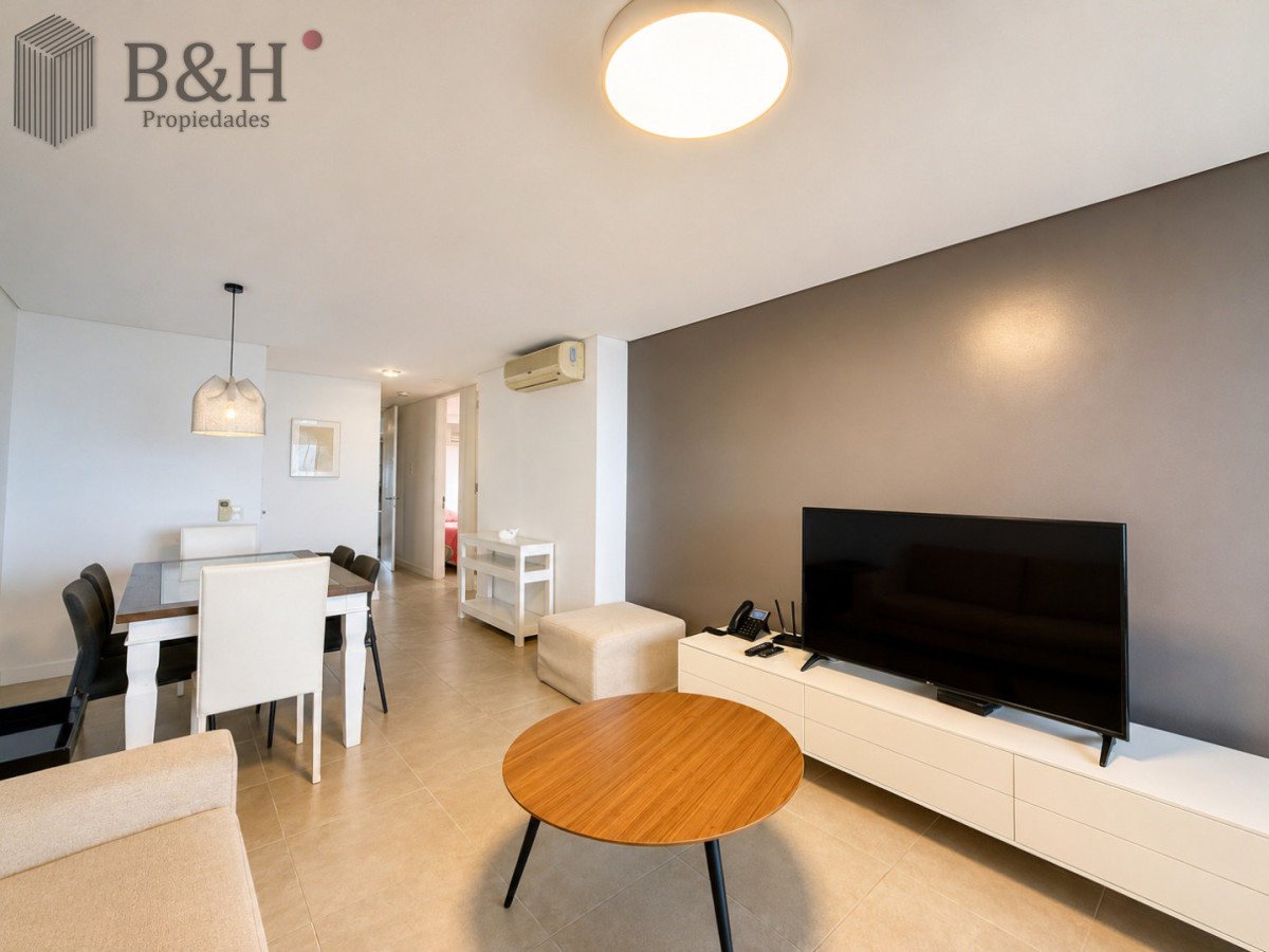 Apartamento ID.7943 - Venta de apartamento de 2 Dormitorios con Parrillero y Vistas al Mar, Punta Ballena 