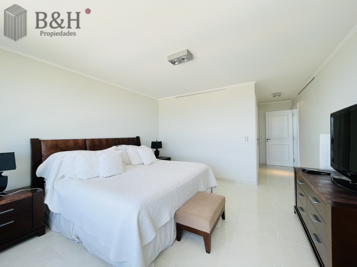 Apartamento ID.1397 - Alquiler temporario de excelente apartamento en torre Le Jardin de Playa Mansa, Punta del Este