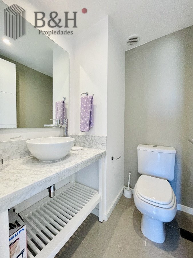 Apartamento ID.399 - Venta y alquiler temporario de apartamento de un dormitorio en torre de categoría a pasos de Playa Brava