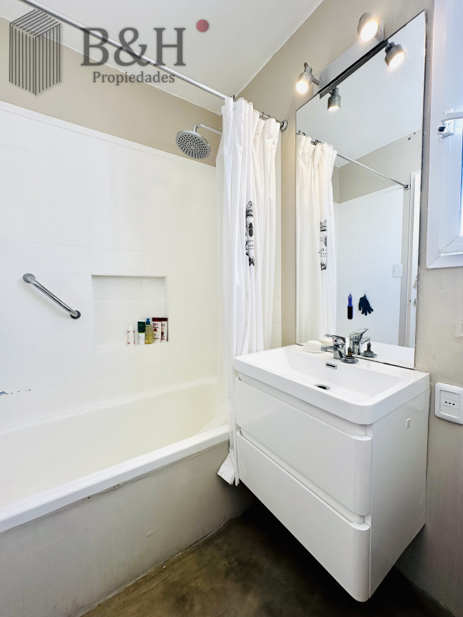 Apartamento ID.4141 - Alquiler y venta de apartamento con vista al Mar en Península de 3 dormitorios mas dependencia