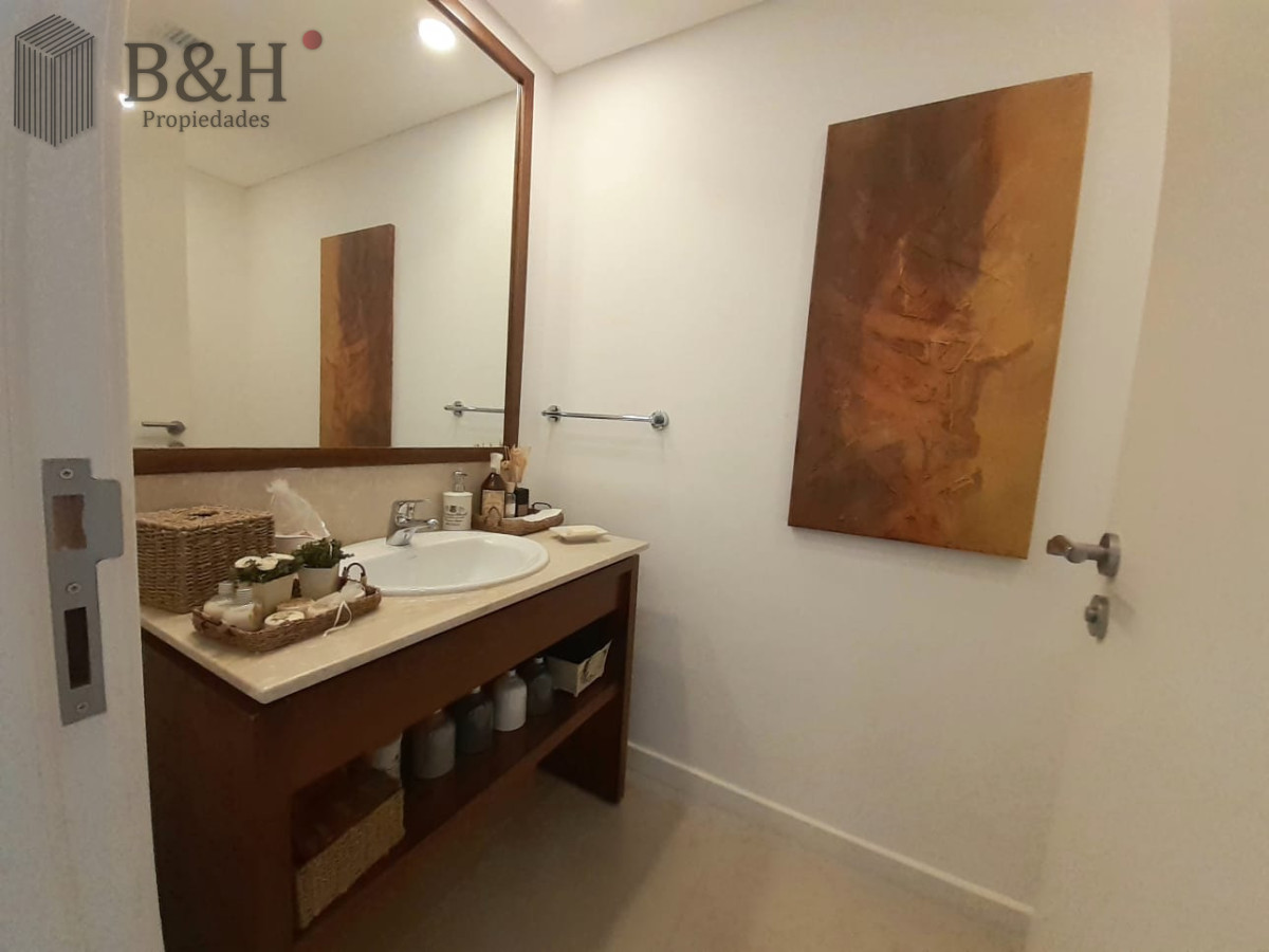 Apartamento ID.855 - Alquiler temporal de apartamento esquinero en Torre Le Parc II, Playa Brava